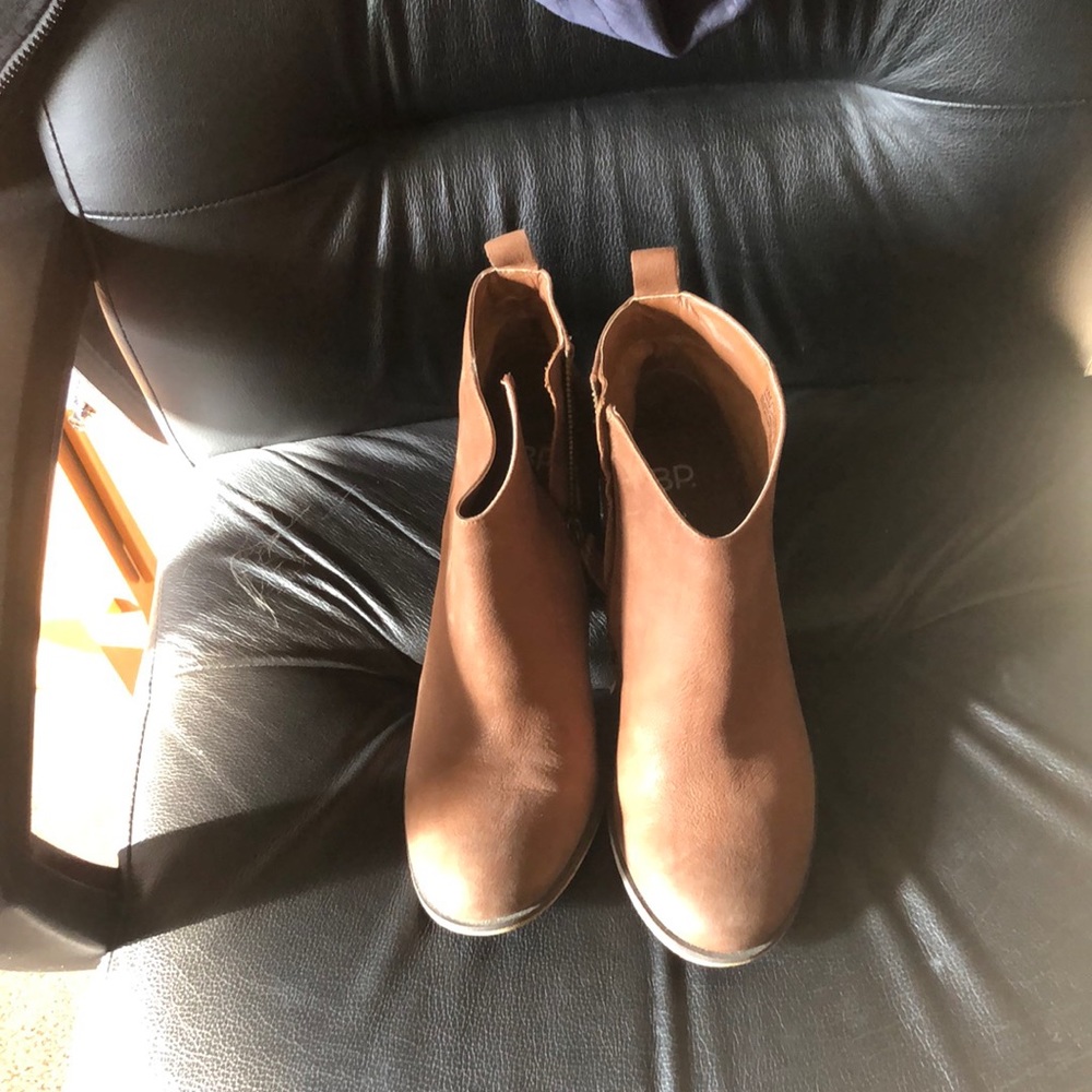 Boots size 9 BP, Wore some, good condition. $31